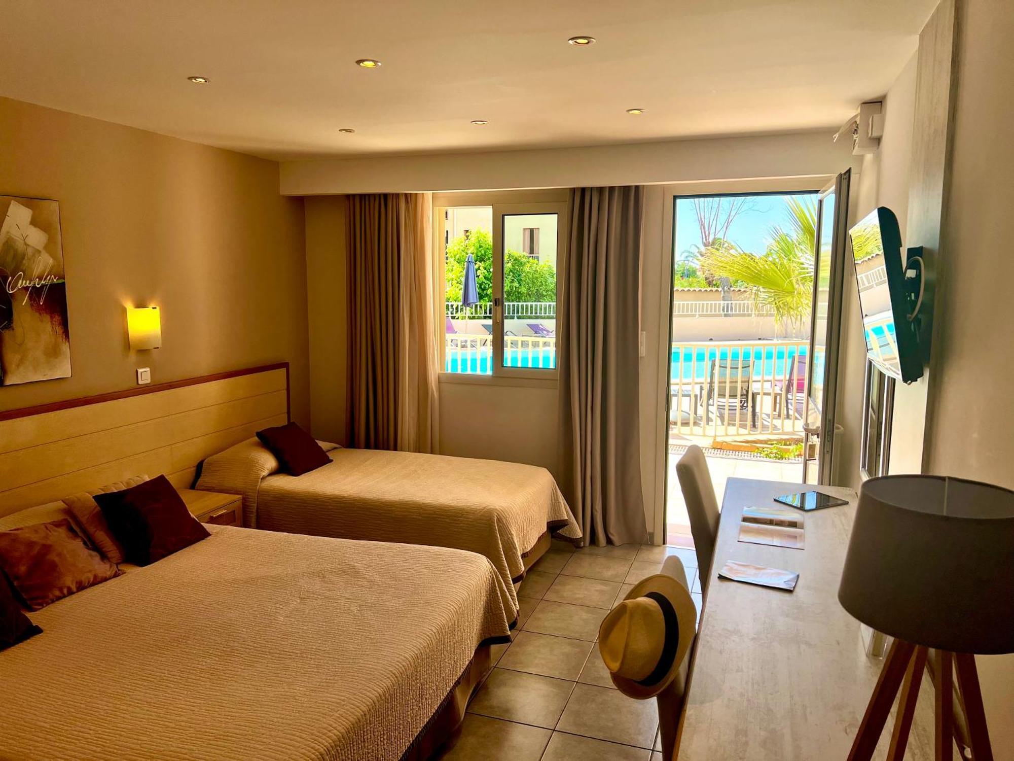 Hotel Restaurant L' Empereur Aléria Εξωτερικό φωτογραφία
