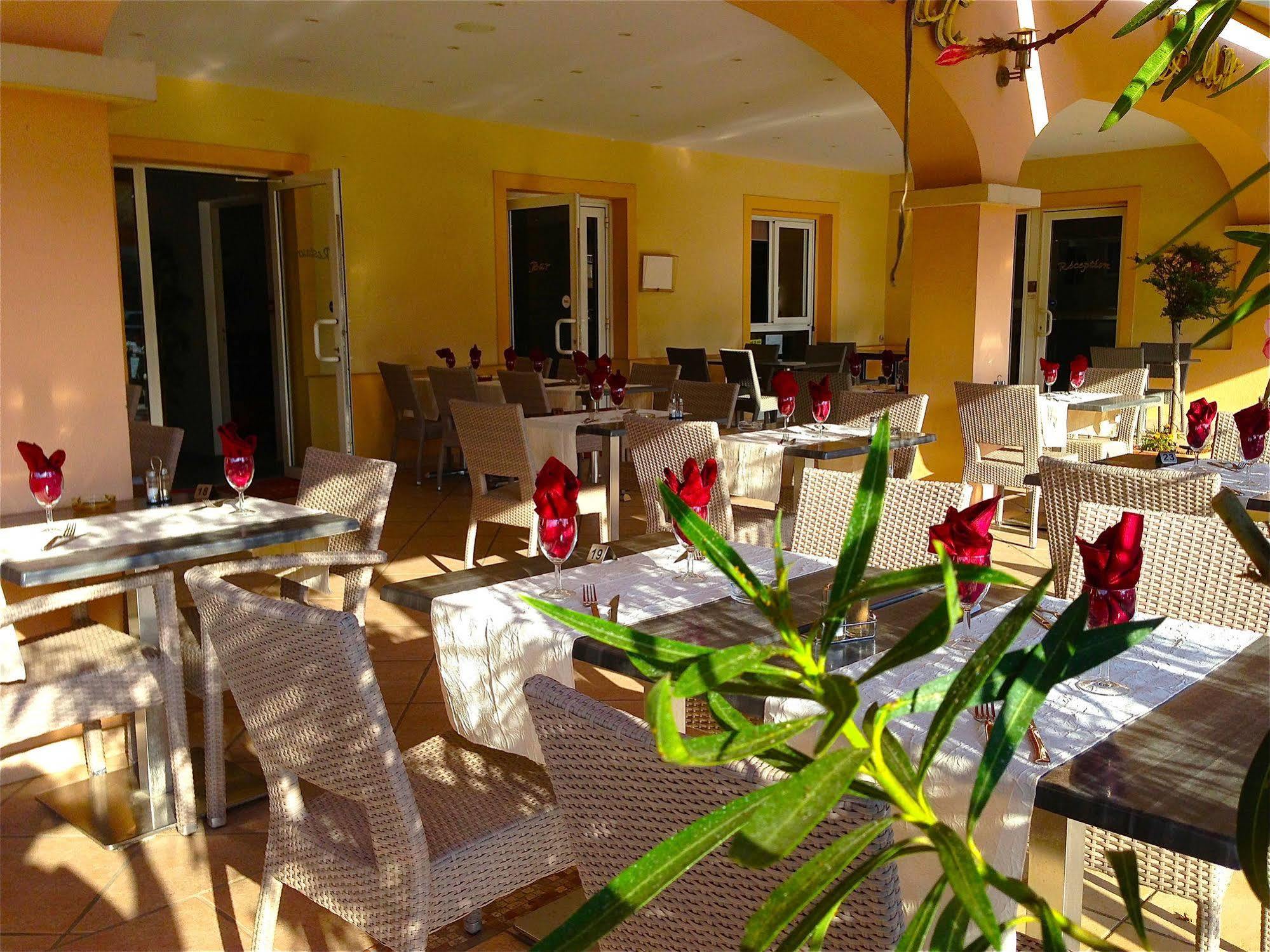 Hotel Restaurant L' Empereur Aléria Εξωτερικό φωτογραφία
